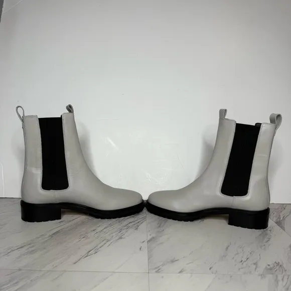 Aeyde Light Gray Leather Chelsea Boot 41