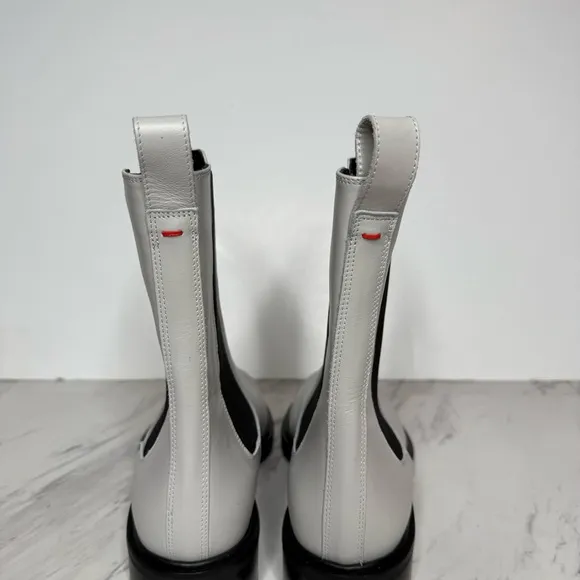 Aeyde Light Gray Leather Chelsea Boot 41