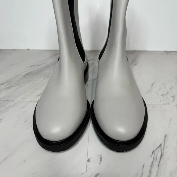 Aeyde Light Gray Leather Chelsea Boot 41