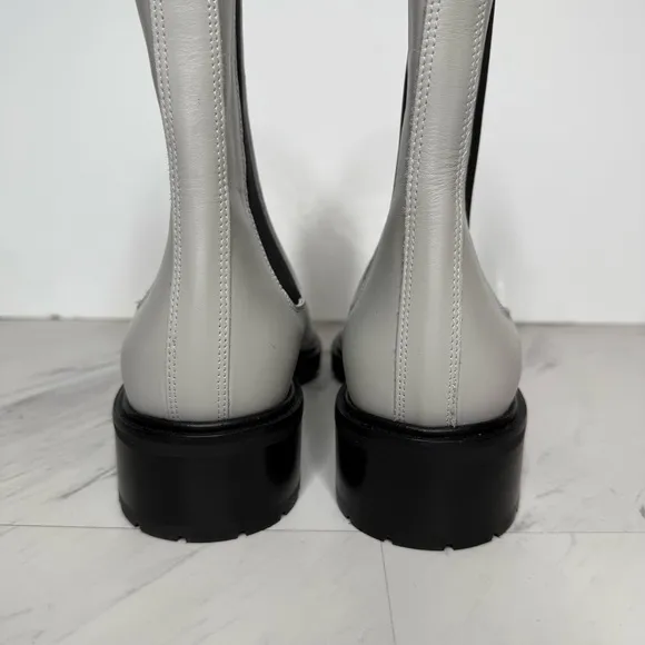 Aeyde Light Gray Leather Chelsea Boot 41