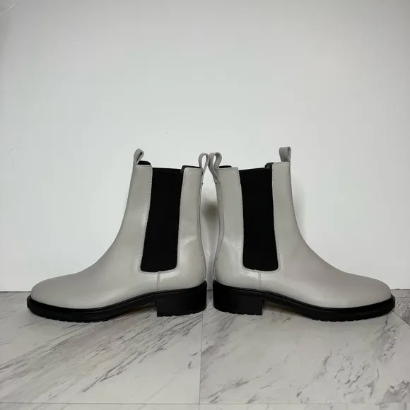 Aeyde Light Gray Leather Chelsea Boot 41