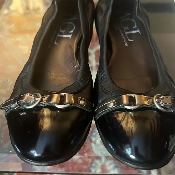 AGL Attilio Giusti Leombruni black cap toe ballet flats, size 41