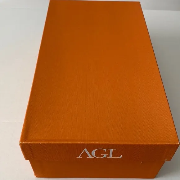AGL Attilio Giusti Leombruni Leather Cap Toe Ballet Flats Black