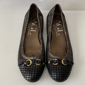 AGL Attilio Giusti Leombruni Leather Cap Toe Ballet Flats Black