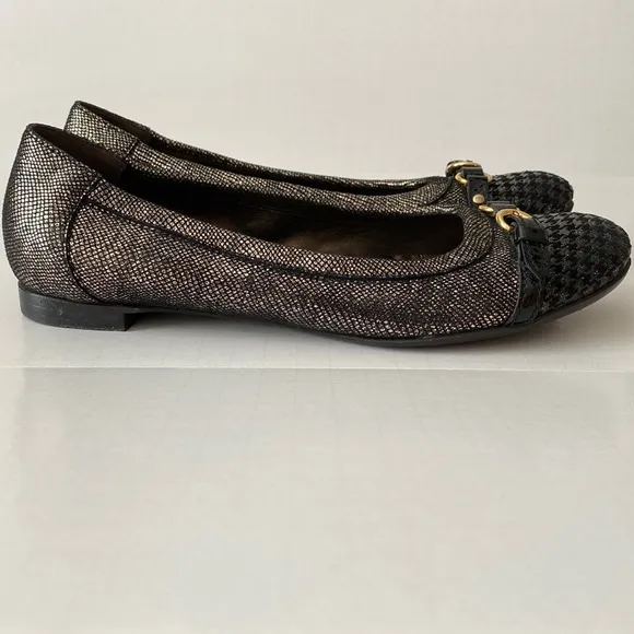 AGL Attilio Giusti Leombruni Leather Cap Toe Ballet Flats Black