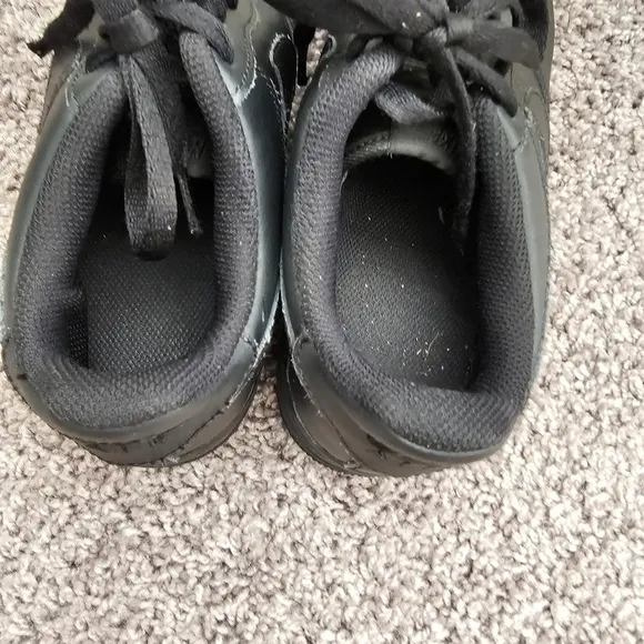 Air Force 1 Nike Sneakers size 7 youth black low top