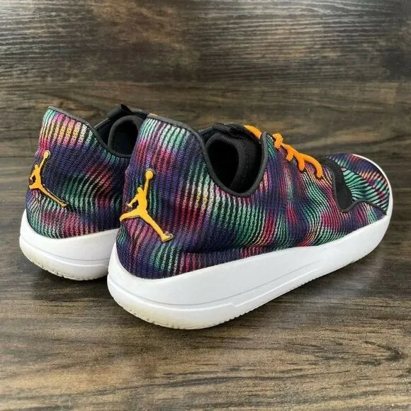 Air Jordan Eclipse Low-Top Spotted Print Sneakers Youth's Size US 9Y 724356-505