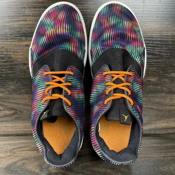 Air Jordan Eclipse Low-Top Spotted Print Sneakers Youth's Size US 9Y 724356-505