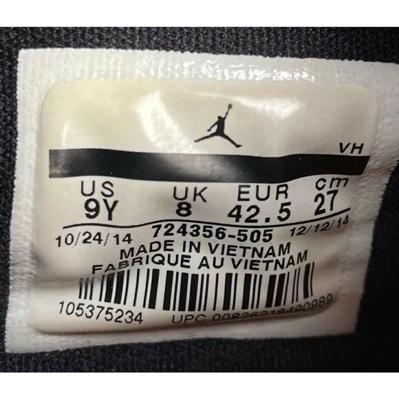Air Jordan Eclipse Low-Top Spotted Print Sneakers Youth's Size US 9Y 724356-505