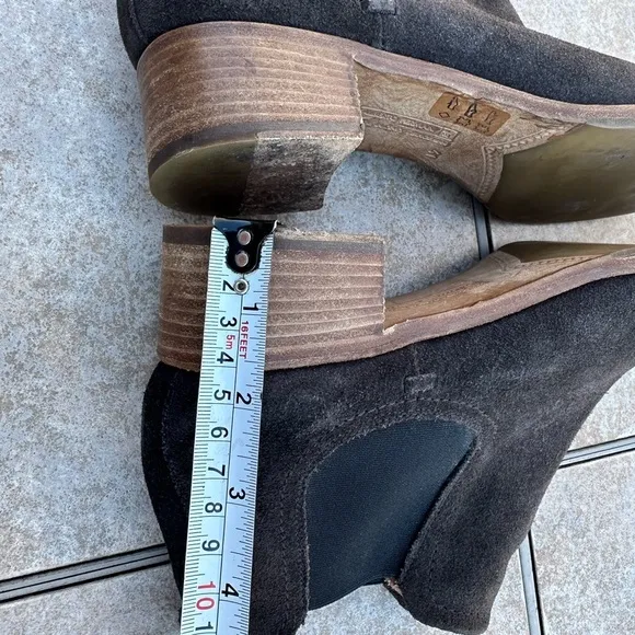 ALBERTO FERMANISuede Chelsea Boots