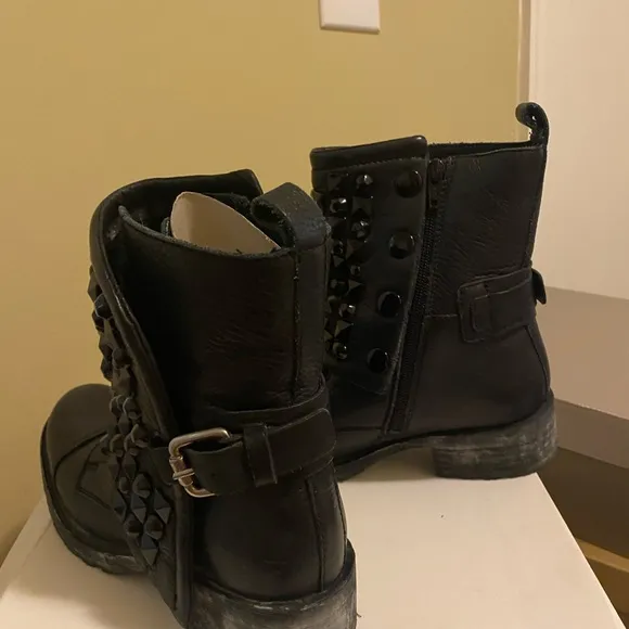Aldo combat distress jeweled boots. Just like new. Size 7.