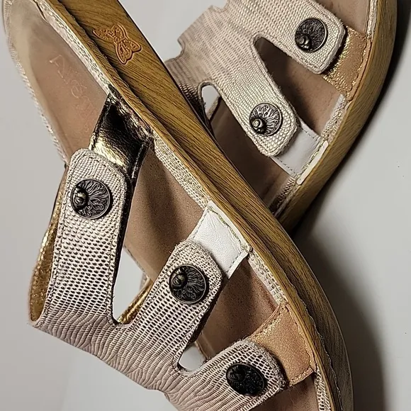 Alegria PG Lite Venice Wedge Sandals Slip-On Slide-On Gold Leather Adjustable 39