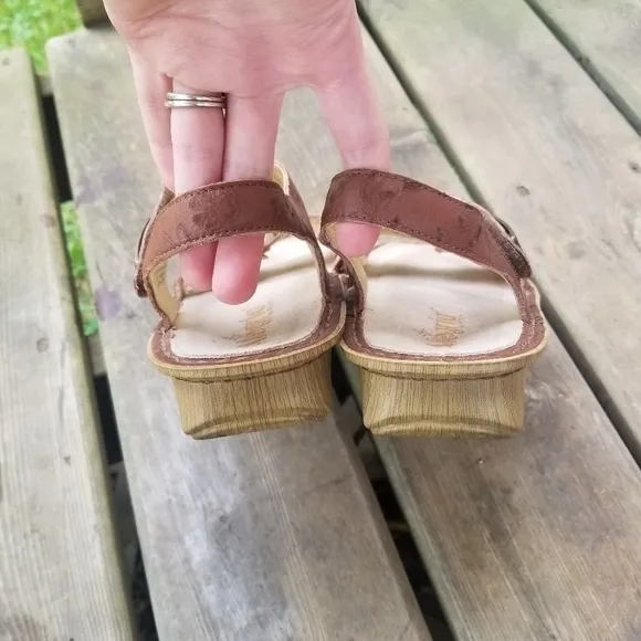 Alegria Vienna Morning Glory Tan 2 Strap Sandals