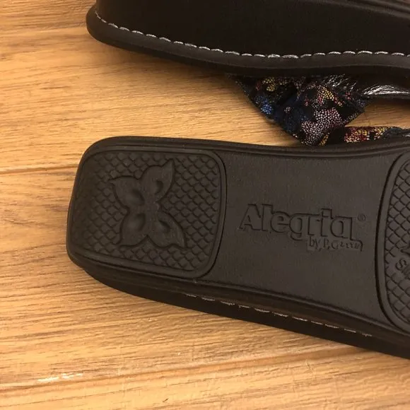 Alegria women slip on shimmery black and flowery leather sandals, 7.5