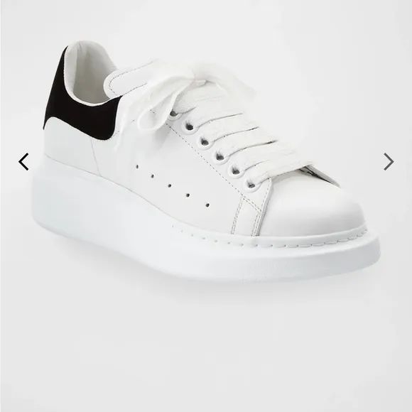 Alexander McQueenOversized Sneakers White/Black size 38