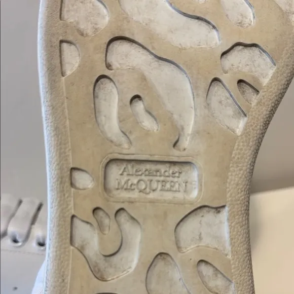 Alexander McQueenOversized Sneakers White/Black size 38