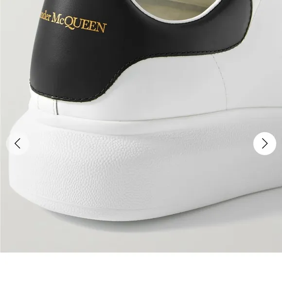 Alexander McQueenOversized Sneakers White/Black size 38