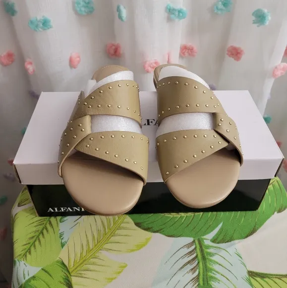 Alfani Danicah Leather Slip On  Studded Flat Sandal (New In Box)
