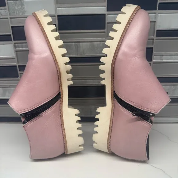 All Black brand pink and black flats modern design size 39