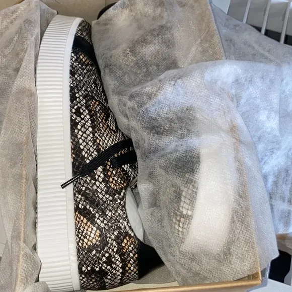 ALL BLACK Exotic Platform Trainer Sneakers