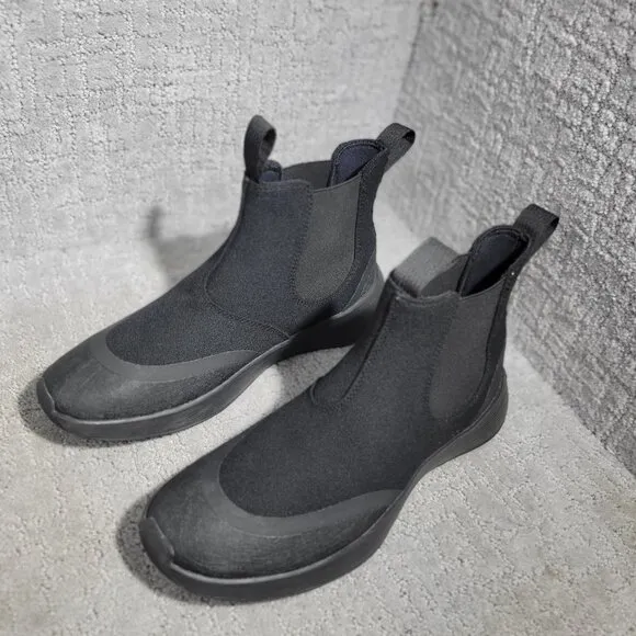 Allbirds Runner Chelsea Protect Women's Size 10.5 US Black Water-Repellent Boots