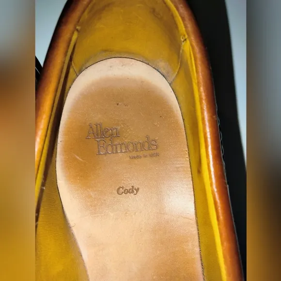 Allen Edmonds (Size 11) Men's Leather &quot;Cody&quot; Tassel Casual Slip-on Loafers