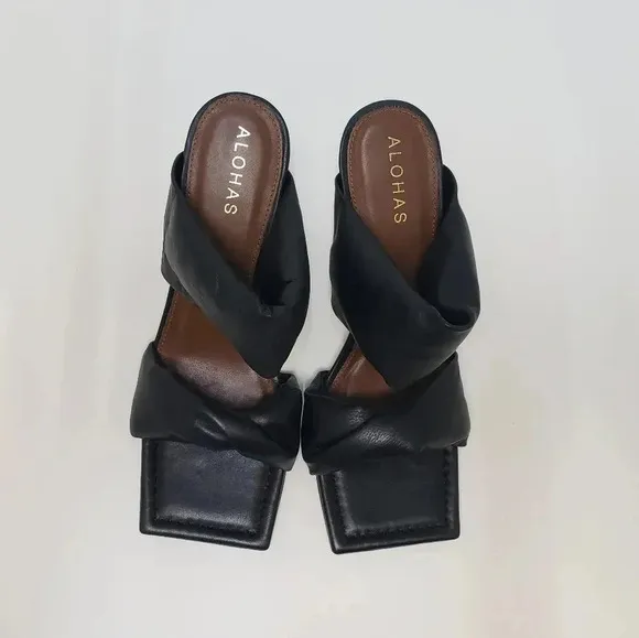 Alohas Black Double Strap Sandals