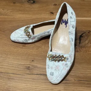 Amalfi by Rangoni Ostee White Brush Jardin Leather Flats Size 5.5 Reg. $235