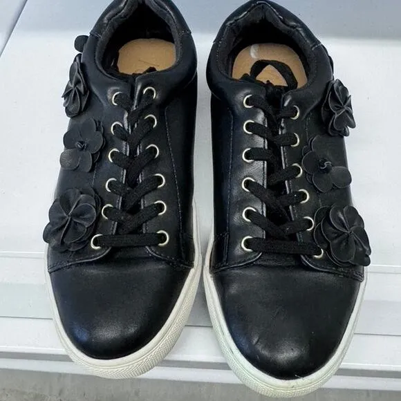 &quot;NANETTE LEPORE&quot; WINSLET, 8, Leather Sneakers, 3-D Flower,Fairy,Low Top