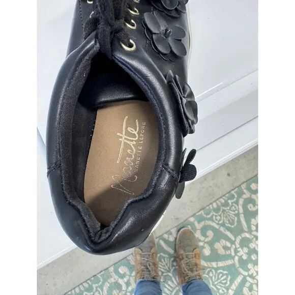 &quot;NANETTE LEPORE&quot; WINSLET, 8, Leather Sneakers, 3-D Flower,Fairy,Low Top