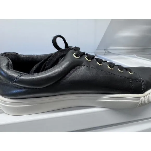 &quot;NANETTE LEPORE&quot; WINSLET, 8, Leather Sneakers, 3-D Flower,Fairy,Low Top