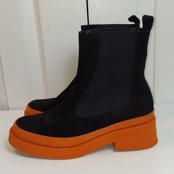 Andre Assous Suede Platform Chelsea Boots Sz 37
