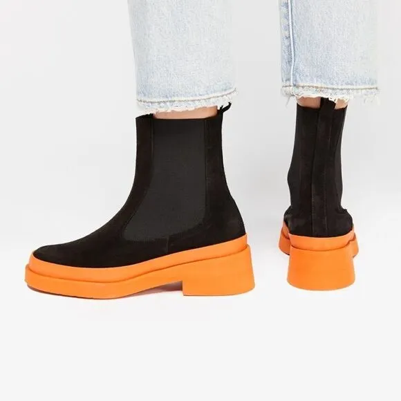 Andre Assous Suede Platform Chelsea Boots Sz 37