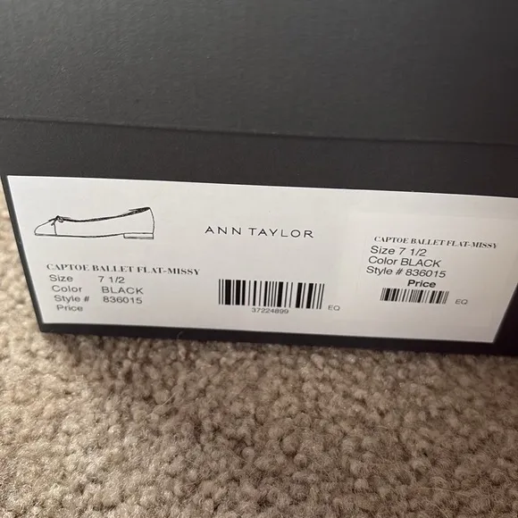 Ann Taylor leather cap toe ballet flats size 7.5 new