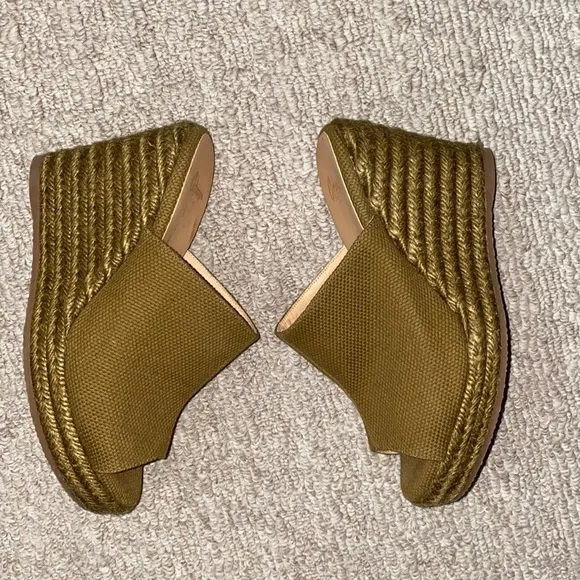 Anthropologie Castaner Bubu Slide Cotton Canvas Jute Wedge Espadrille Sandals