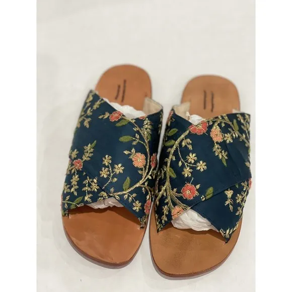 Anthropologie Jeffery Campbell Printed Bow Blue Polka Dot Flats Shoe Sz 8 New