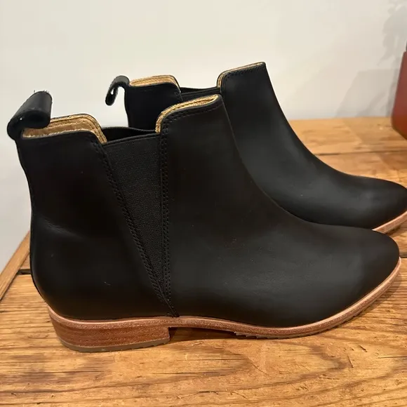 Anthropologie Nisolo Eva Everyday Chelsea Boots