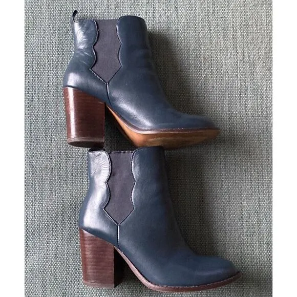 Anthropologie Splendid Magnolia Chelsea Ankle Boots $178 Blue With Brown Heel 6