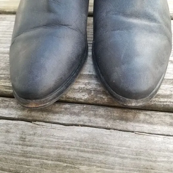 Aquatalia Fabia Black Leather Elastic Gusseted Chelsea Ankle Boots Booties 8