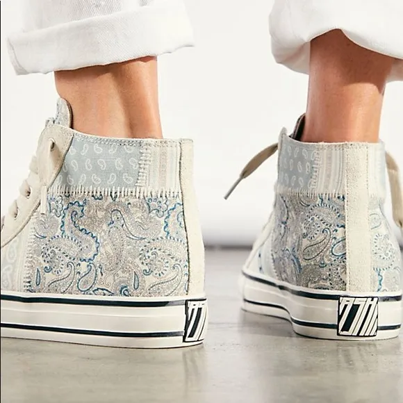 ASH VAL HIGH TOP PLATFORM ZIP FRONT SNEAKERS NWT SZ 9