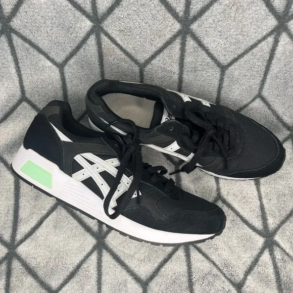 Asics Lyte-Trainer Black Leather Low-Top Sneakers