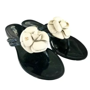 Authentic CHANEL White &amp; Black Camellia Flower Timeless Women’s Sandals 35 US 5