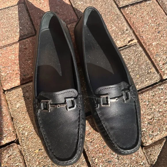 Authentic Gucci Black Leather Loafers Driving Moccasins Size 39
