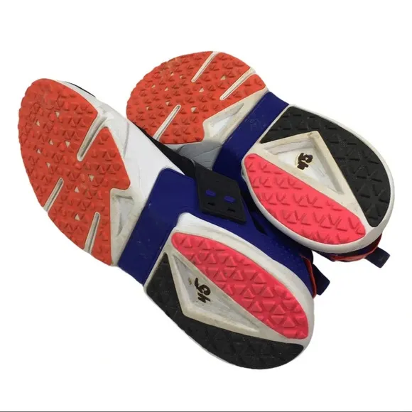 B6 Men’s Nike Air Huarache Low Top Sneakers 11.5