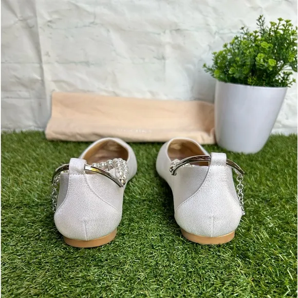 Badgley mischka London Pearl Ankle StrapFlats COLOR: SOFT WHITE$198 NEW