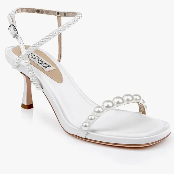 Badgley Mischka satin white heels