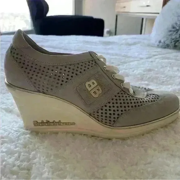 Baldinini Leather Sneaker Platform Shoe, nude lace up ankle boot, size 38 EUR