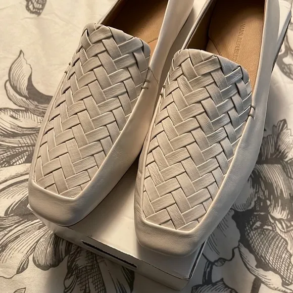 Banana Republic Woven Leather Soft Loafer Shoe
