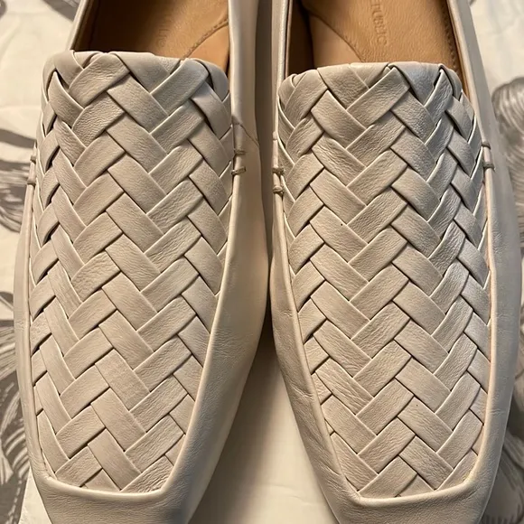 Banana Republic Woven Leather Soft Loafer Shoe