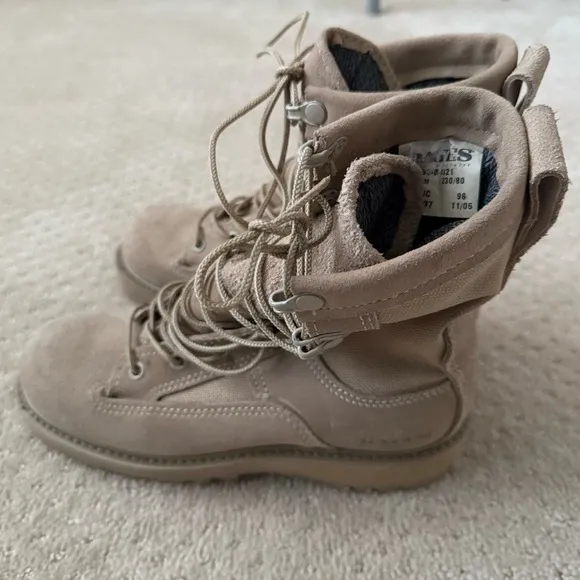 BATES Men Combat Military Desert Coyote Tan Boots-Size 10 in Heel/Toe-Size 4 N